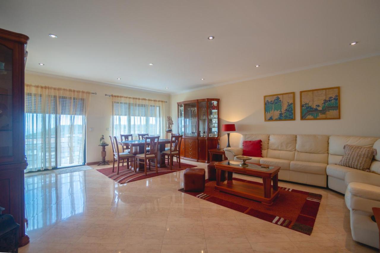 Large Modern Ponta Delgada Apartment Buitenkant foto