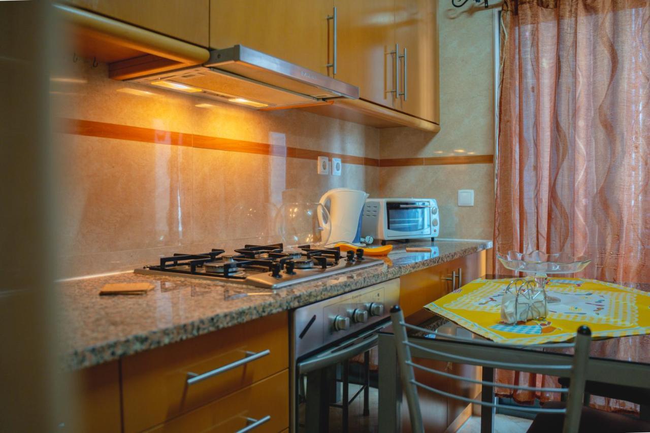 Large Modern Ponta Delgada Apartment Buitenkant foto