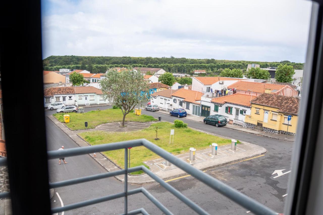Large Modern Ponta Delgada Apartment Buitenkant foto